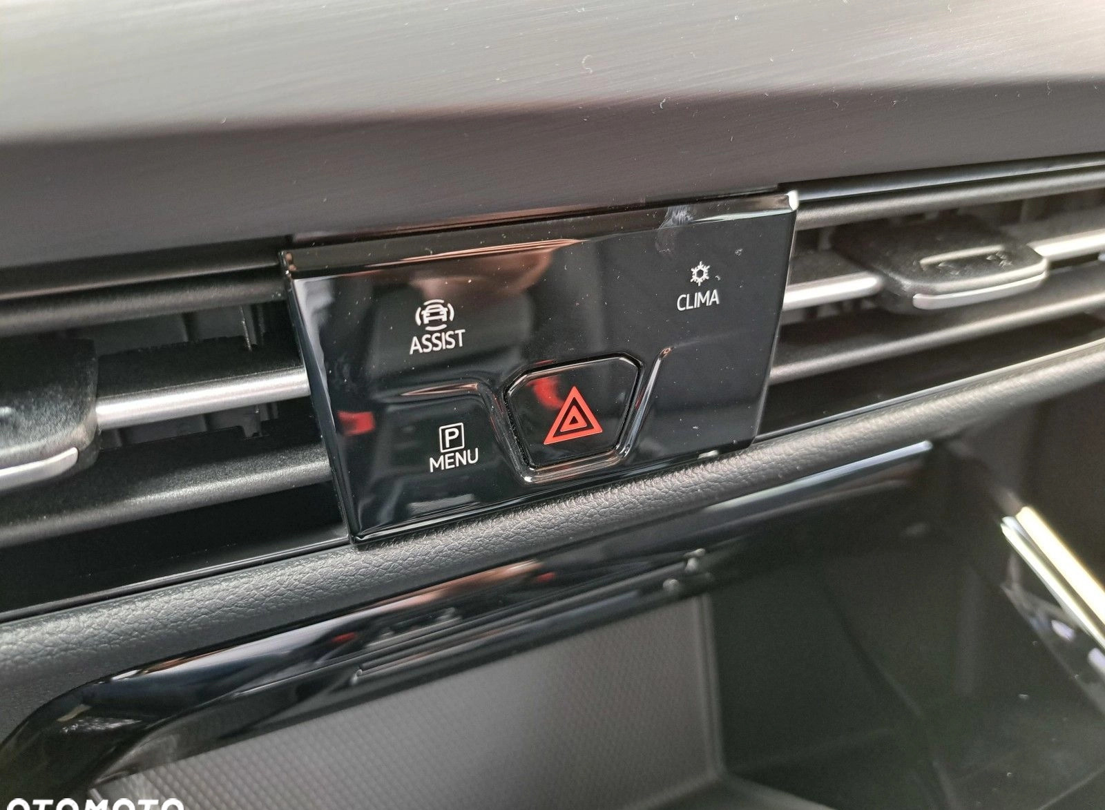 Volkswagen Golf cena 156000 przebieg: 1, rok produkcji 2024 z Chocianów małe 781